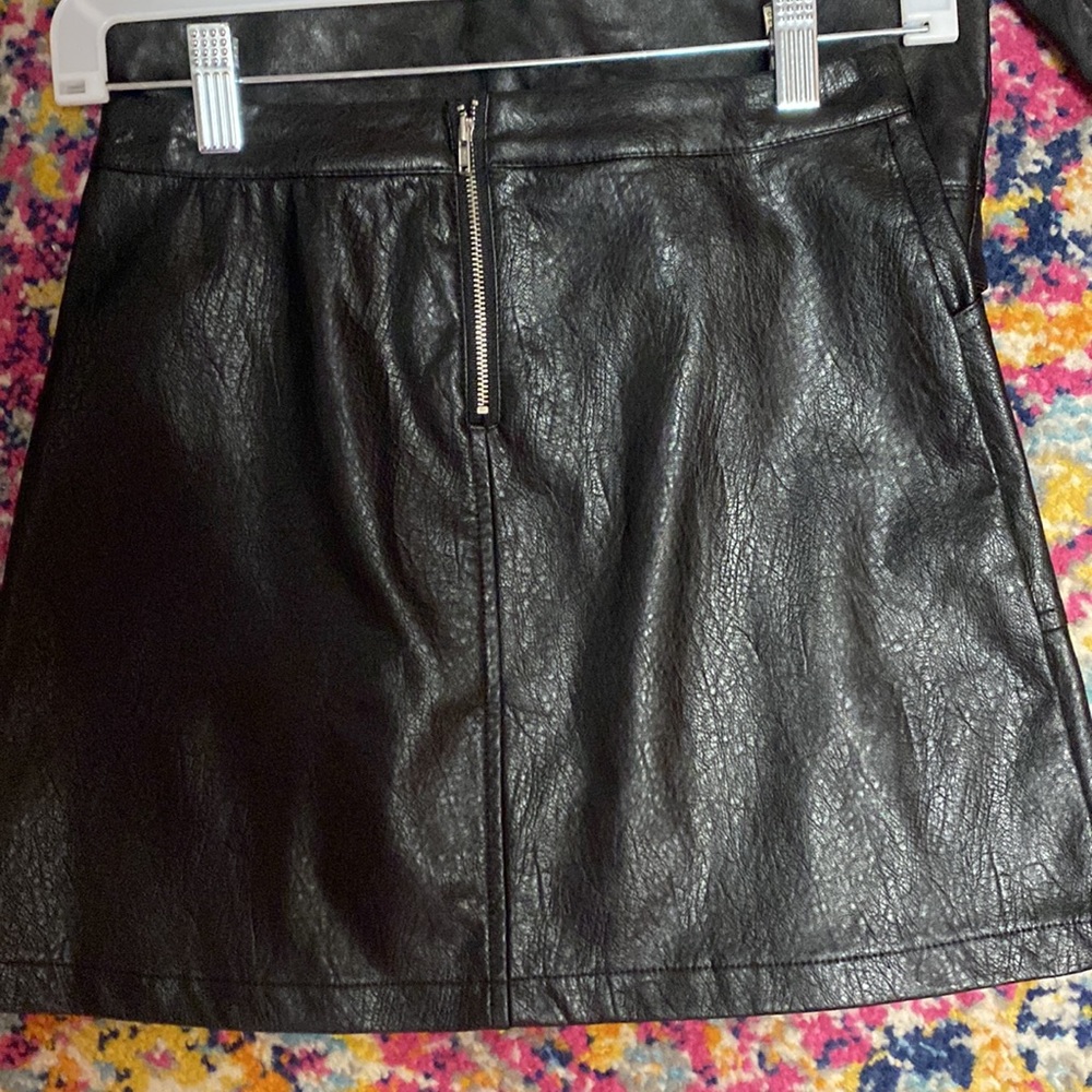 Girls 10/12 jacket and skirt - Picture 6 of 6